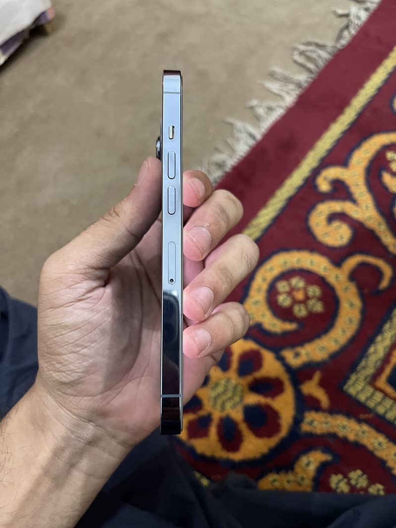Apple iPhone 13 Pro 5