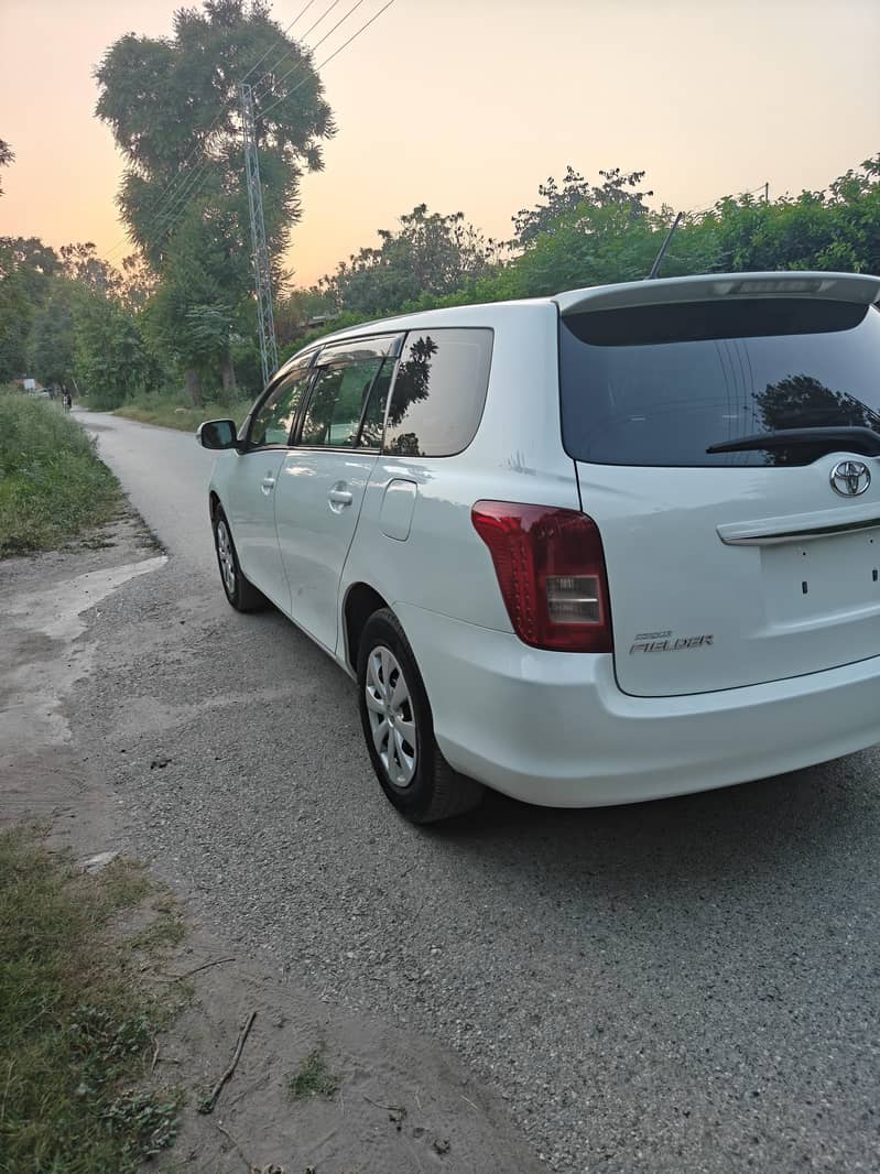 Toyota Corolla Fielder 2007 14