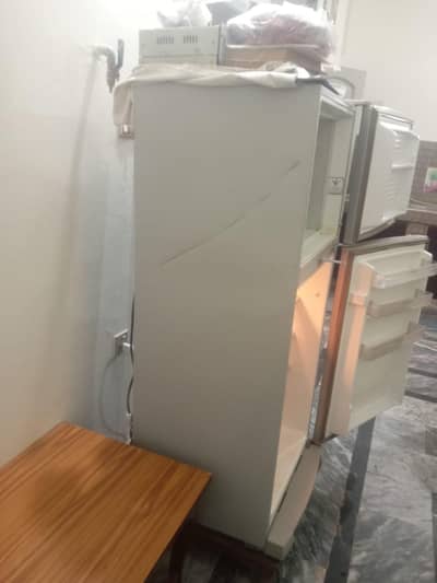 Dawlance refrigerator