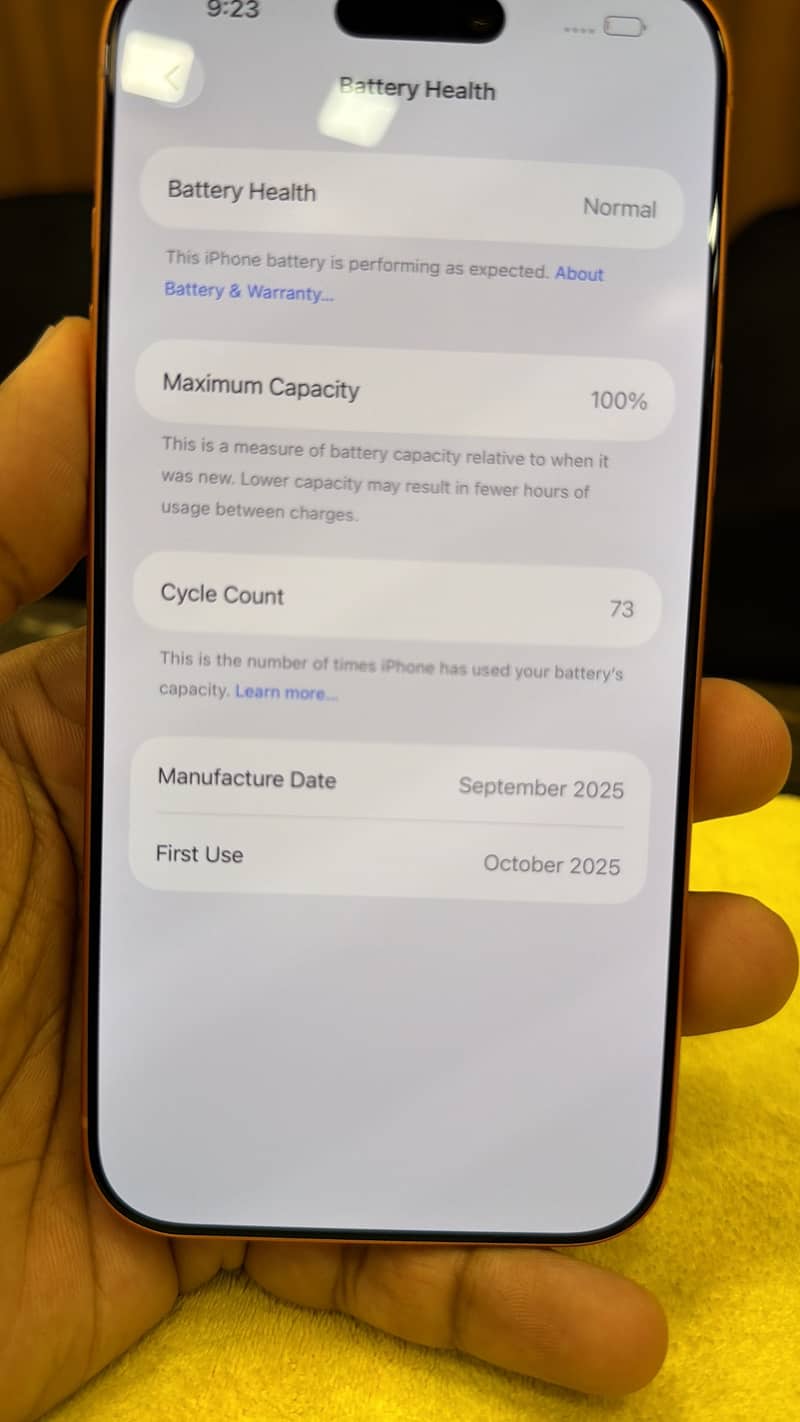 Apple iPhone 17 Pro Max 4