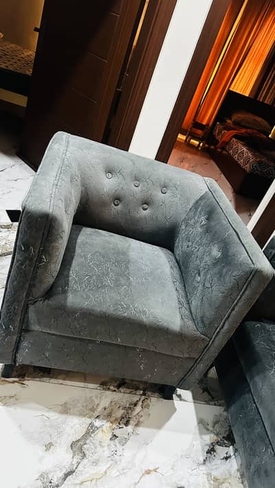 Only 1 month Used  Sofa Set