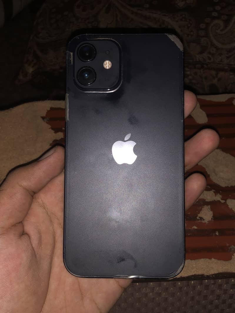 Apple iPhone 12 6