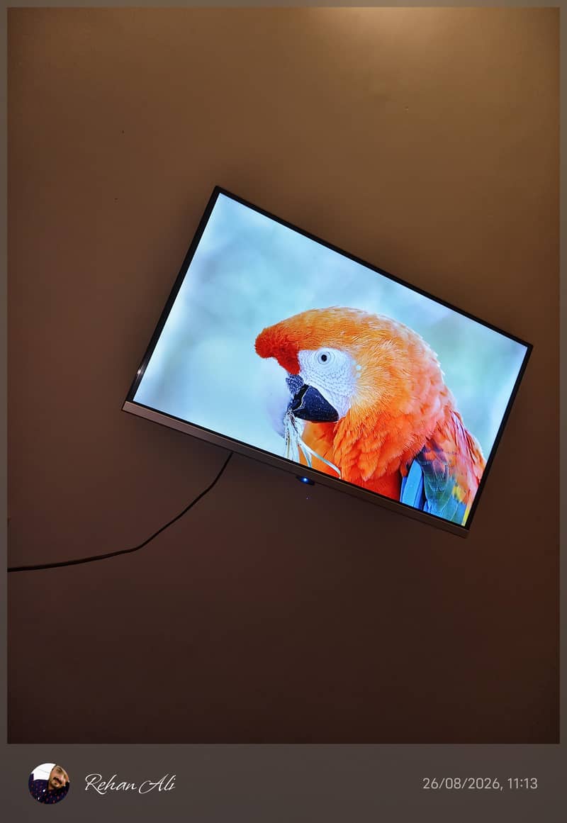 LCD 32 inch 3