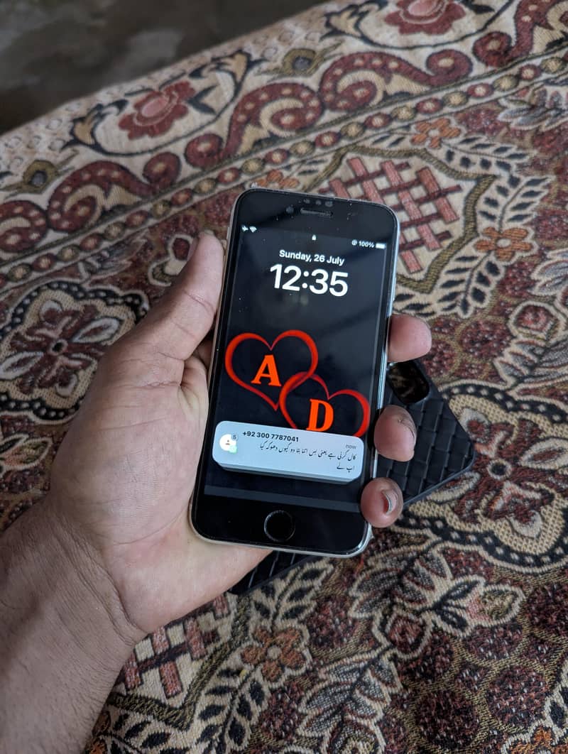 Apple iPhone SE 5