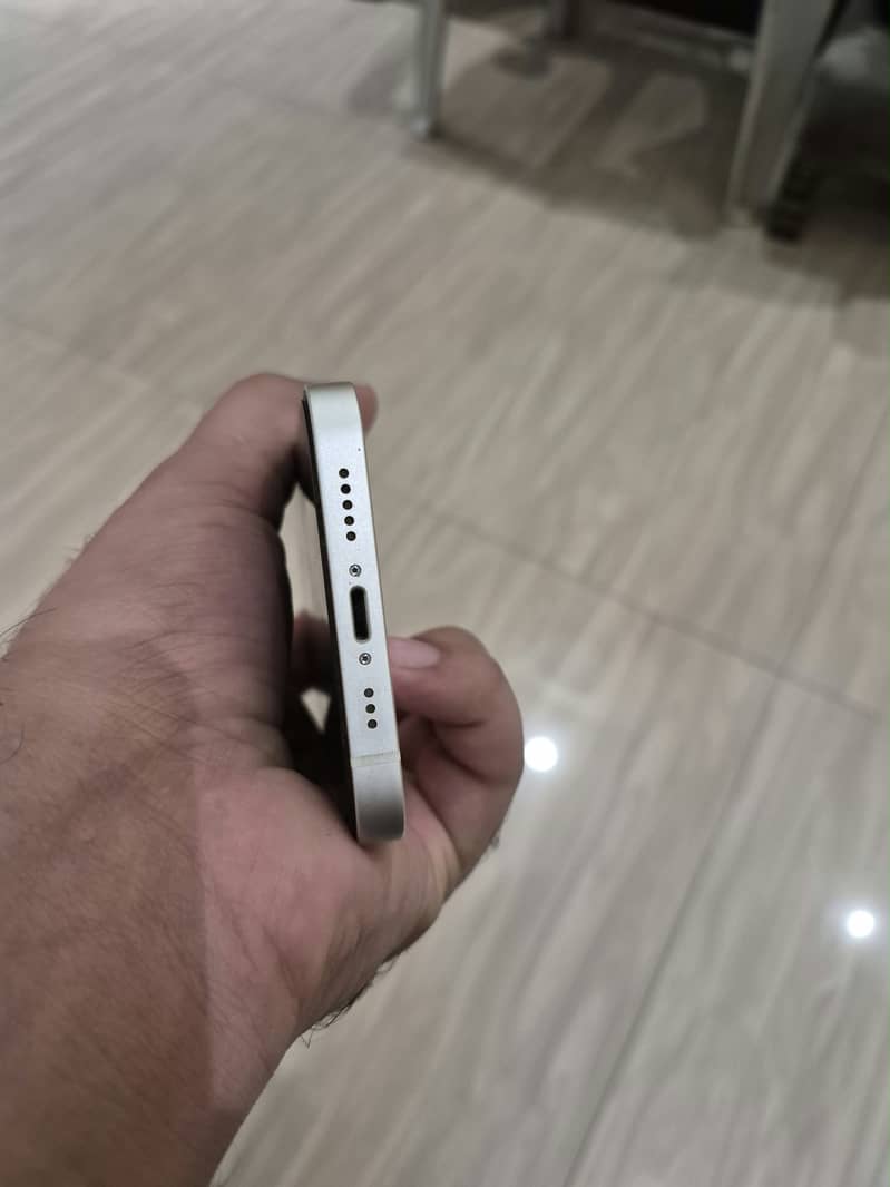Apple iPhone 12 3