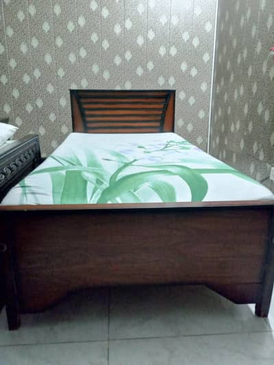 single bed urgent sale