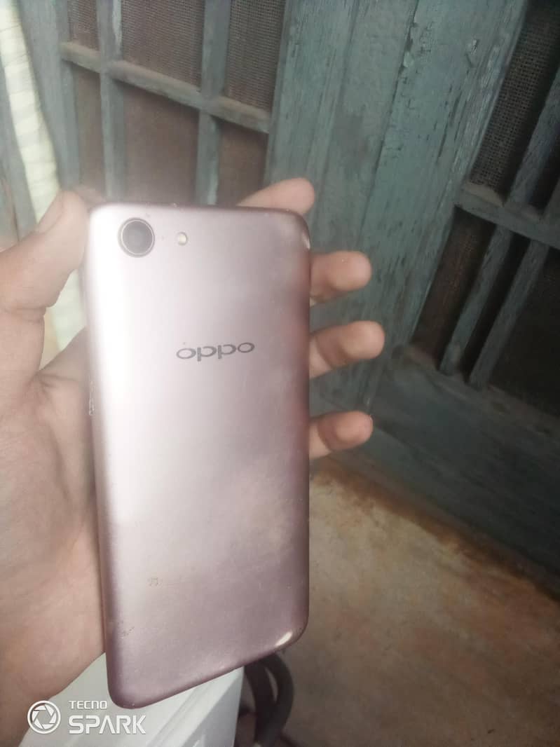 OPPO A37 1