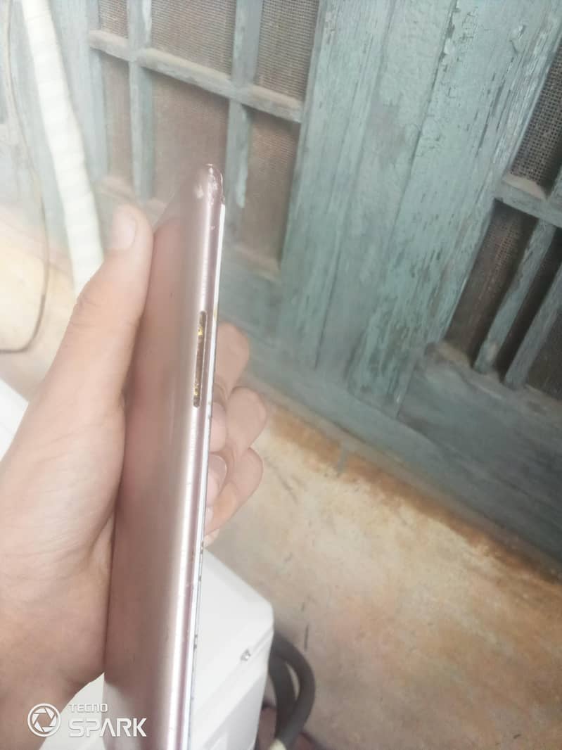 OPPO A37 2