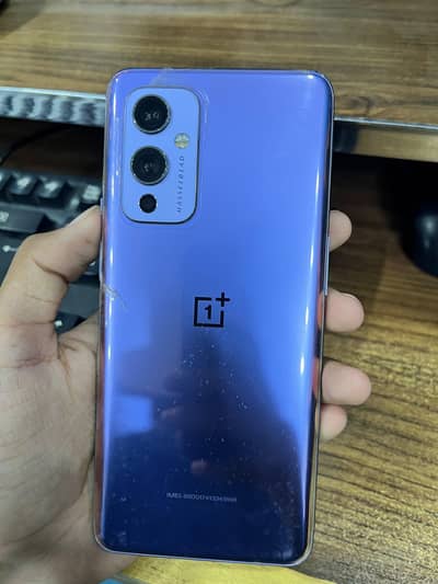 OnePlus 9 8/128GB – Good Condition