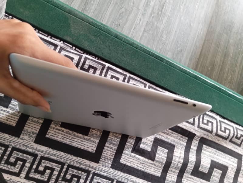 iPad 4 3