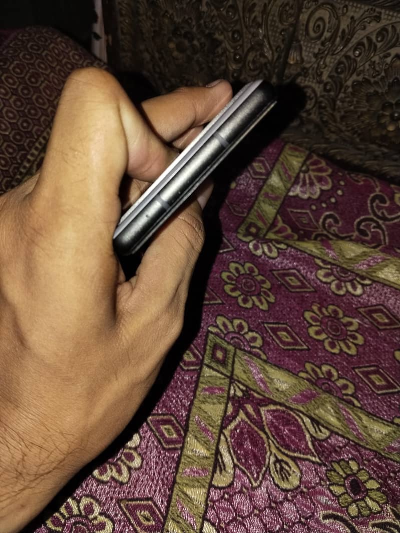 Google Pixel 6a 3