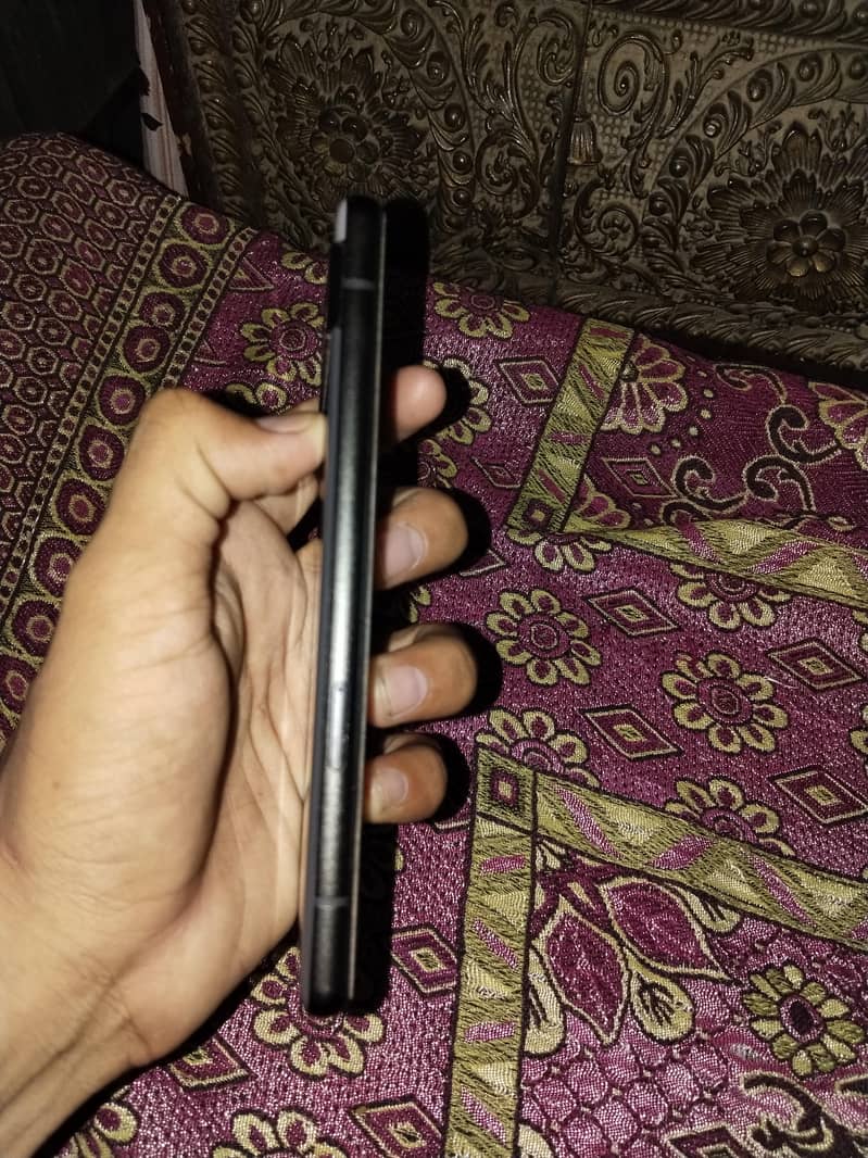 Google Pixel 6a 5