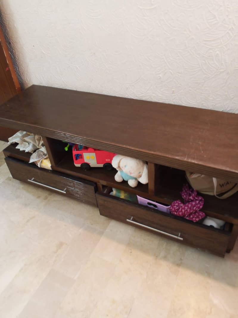 LCD cabinet 1