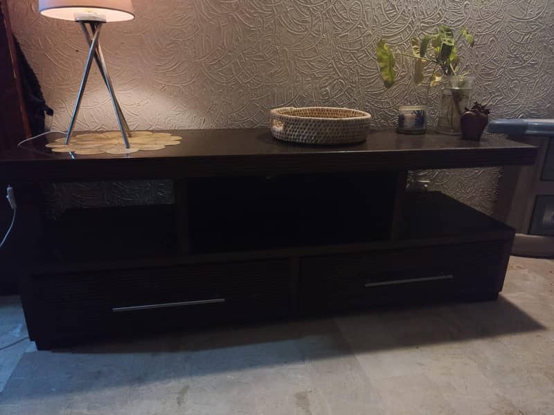 LCD cabinet 5