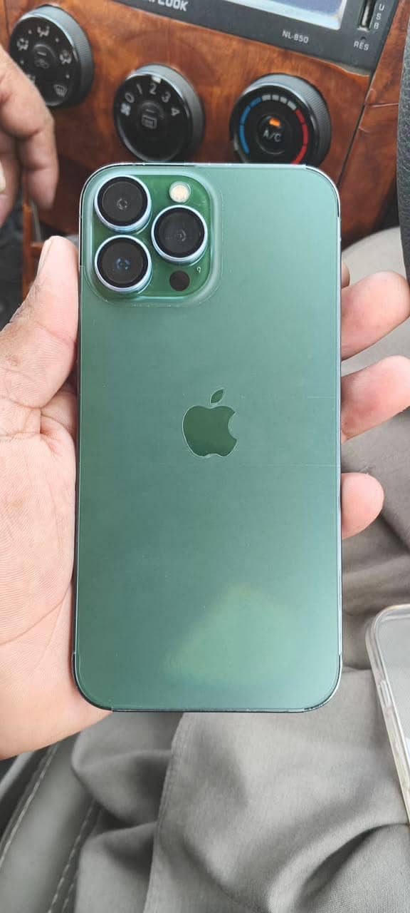 Apple iPhone 13 Pro Max 5
