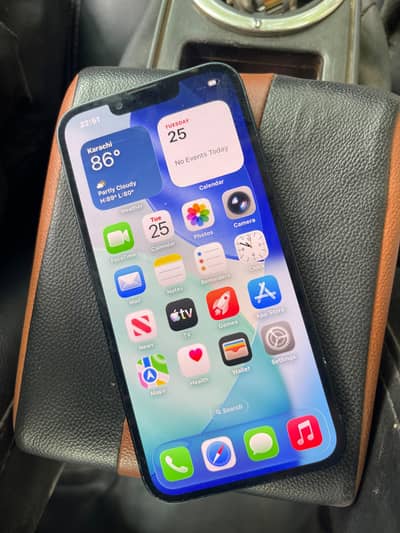 Apple iPhone 13