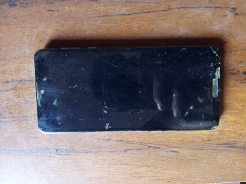 Sharp Aquos R5G 0