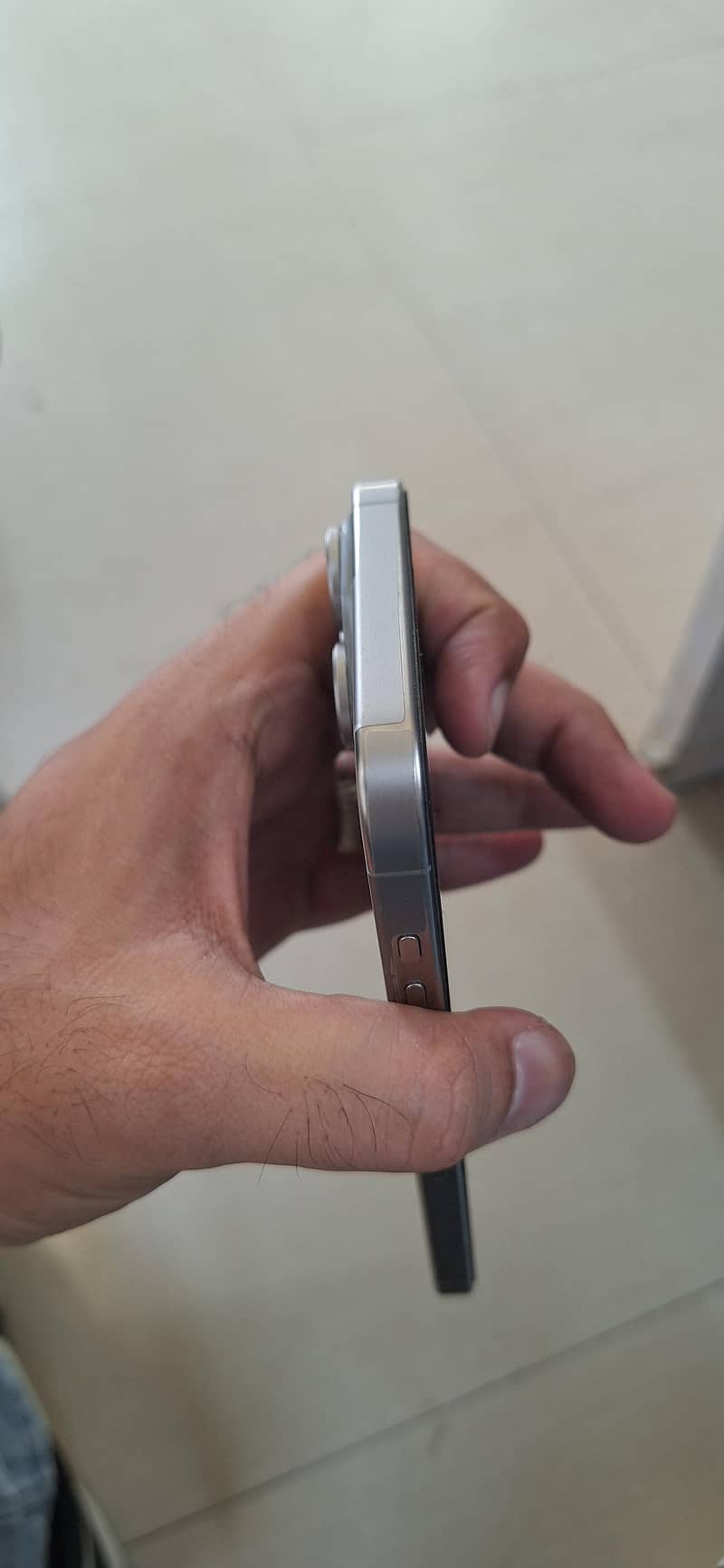 Apple iPhone 15 Pro Max 3