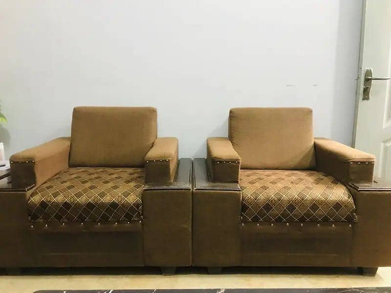 7-Seater Sofa Set. 1