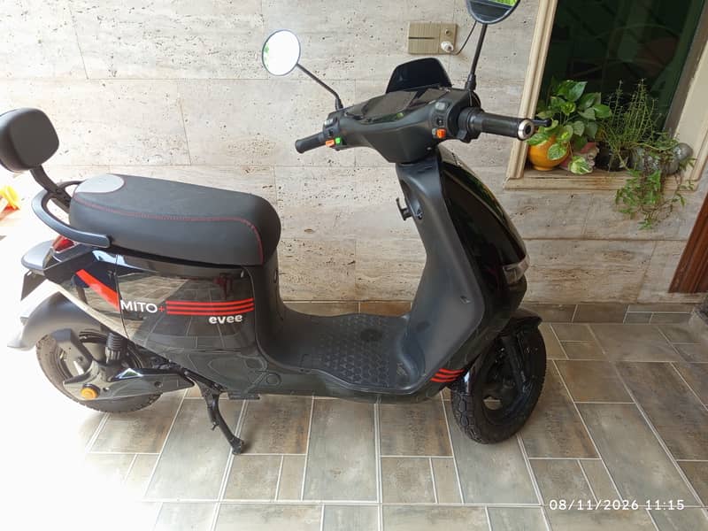 Evee Mito plus 1