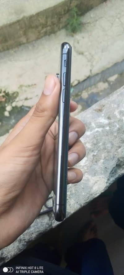 Apple iPhone XS