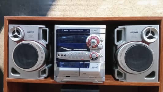 sanyo home theater condition 10 10