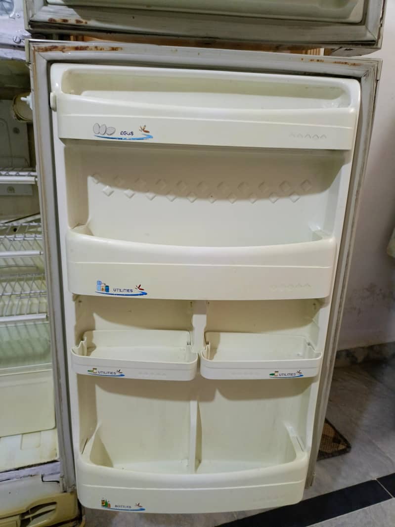 Medium Sized Freezer 5