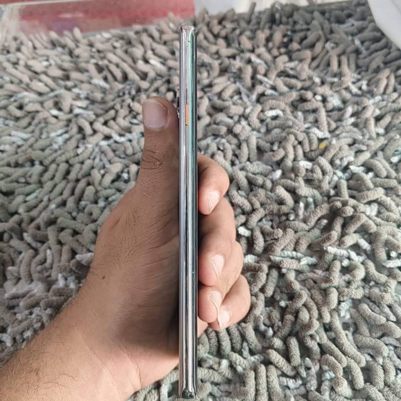 Tecno CAMON 40 Pro 3