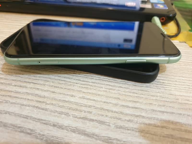 Apple iPhone 11 1