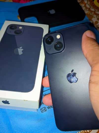 Apple iPhone 13 jv