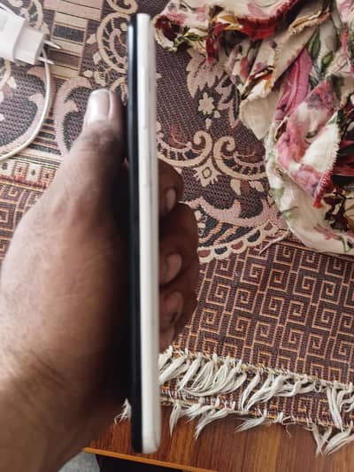 Samsung a30 used  4/128