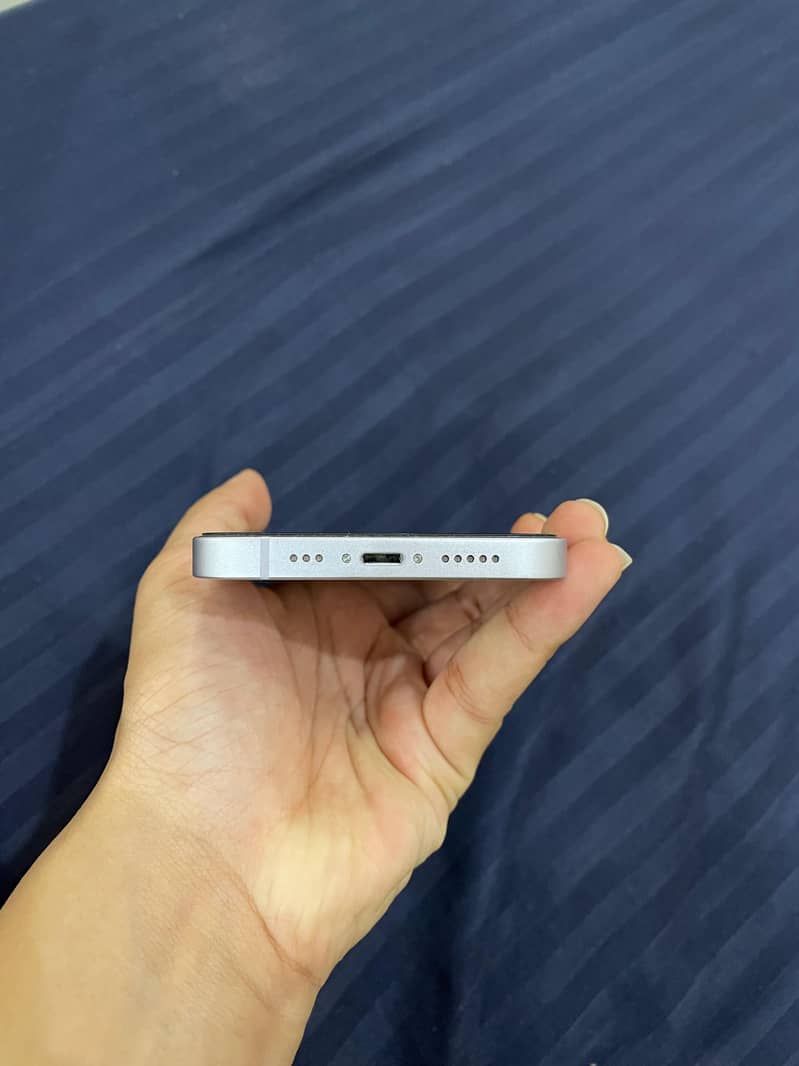 Apple iPhone 14 1