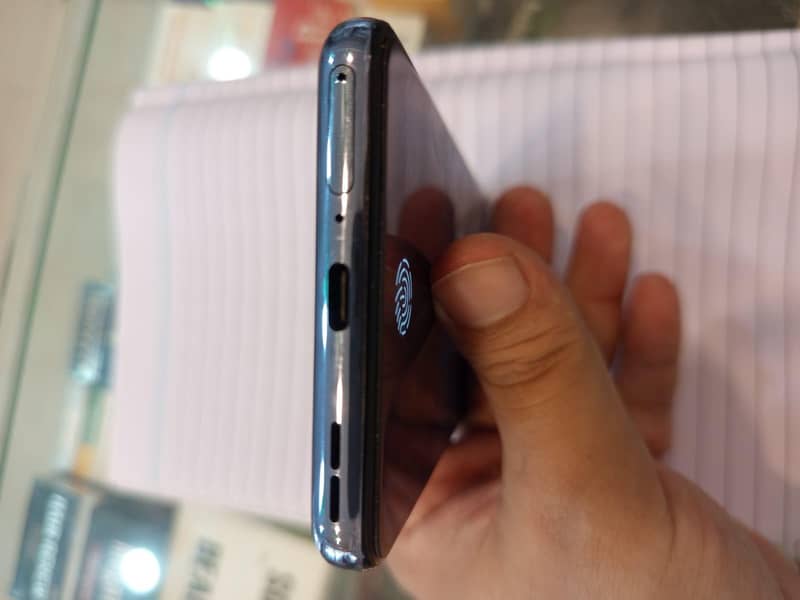 One Plus 9 5G 1