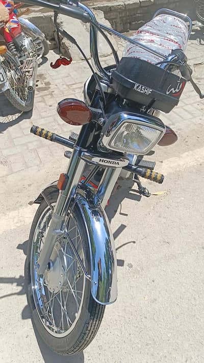 Honda 125 black 2025 model for sale