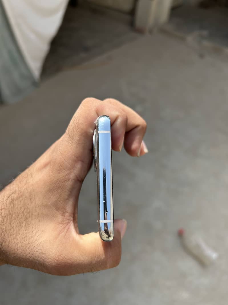 One Plus 9 Pro 5