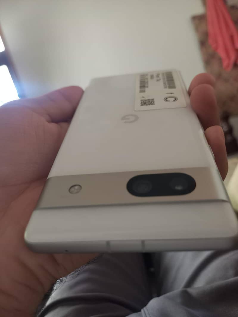 Google Pixel 7a 2