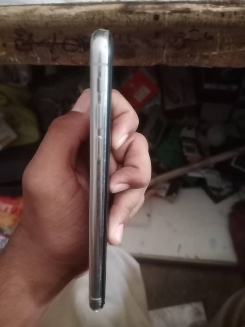 Apple iPhone X 2