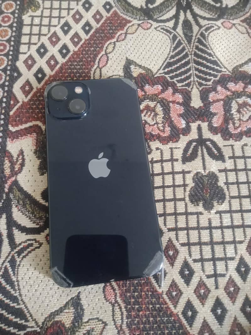 Apple iPhone 13 2