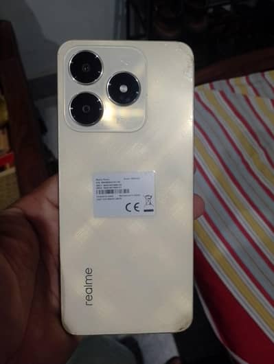 Realme C61