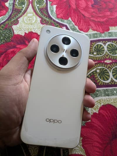 OPPO Find X8 12/256GB | Non-PTA (One SIM time available)