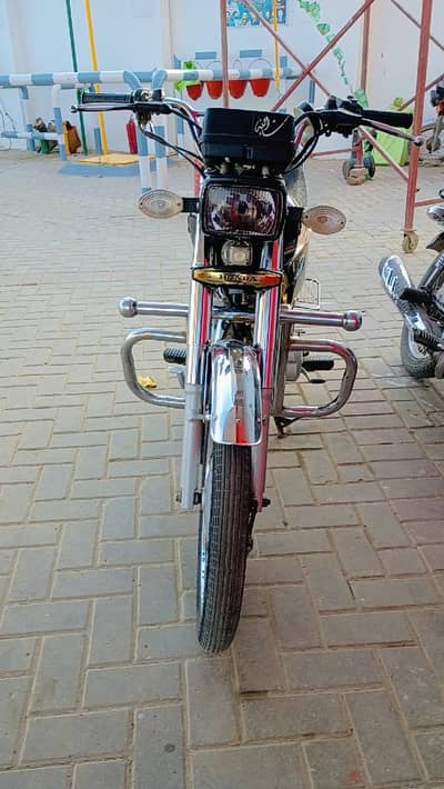 honda 125 self start gold edition