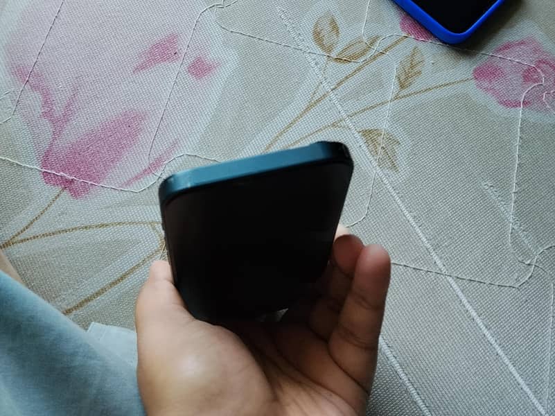 Apple iPhone 14 6