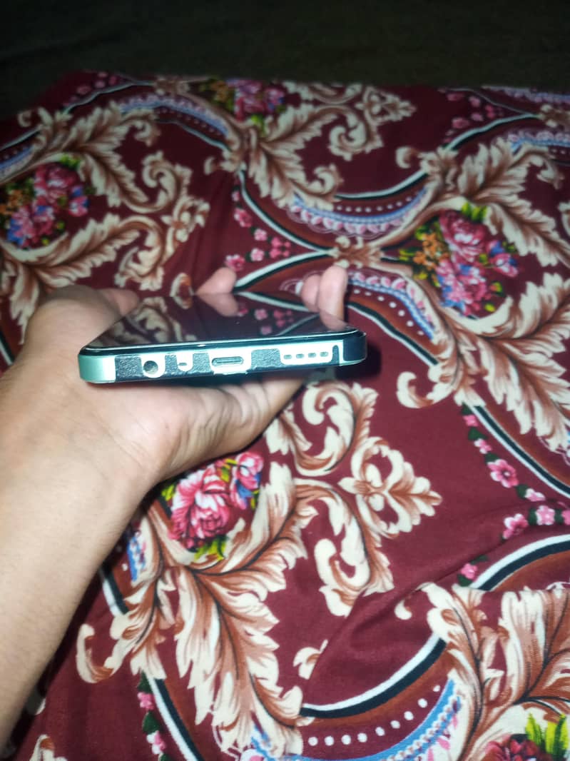 Realme Note 60x 3