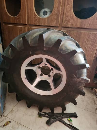Jeep tyre +rims
