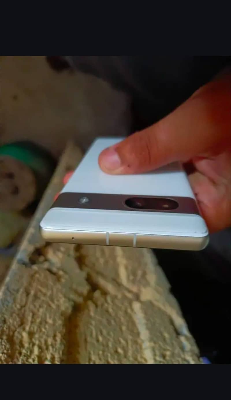 Google Pixel 7a 1