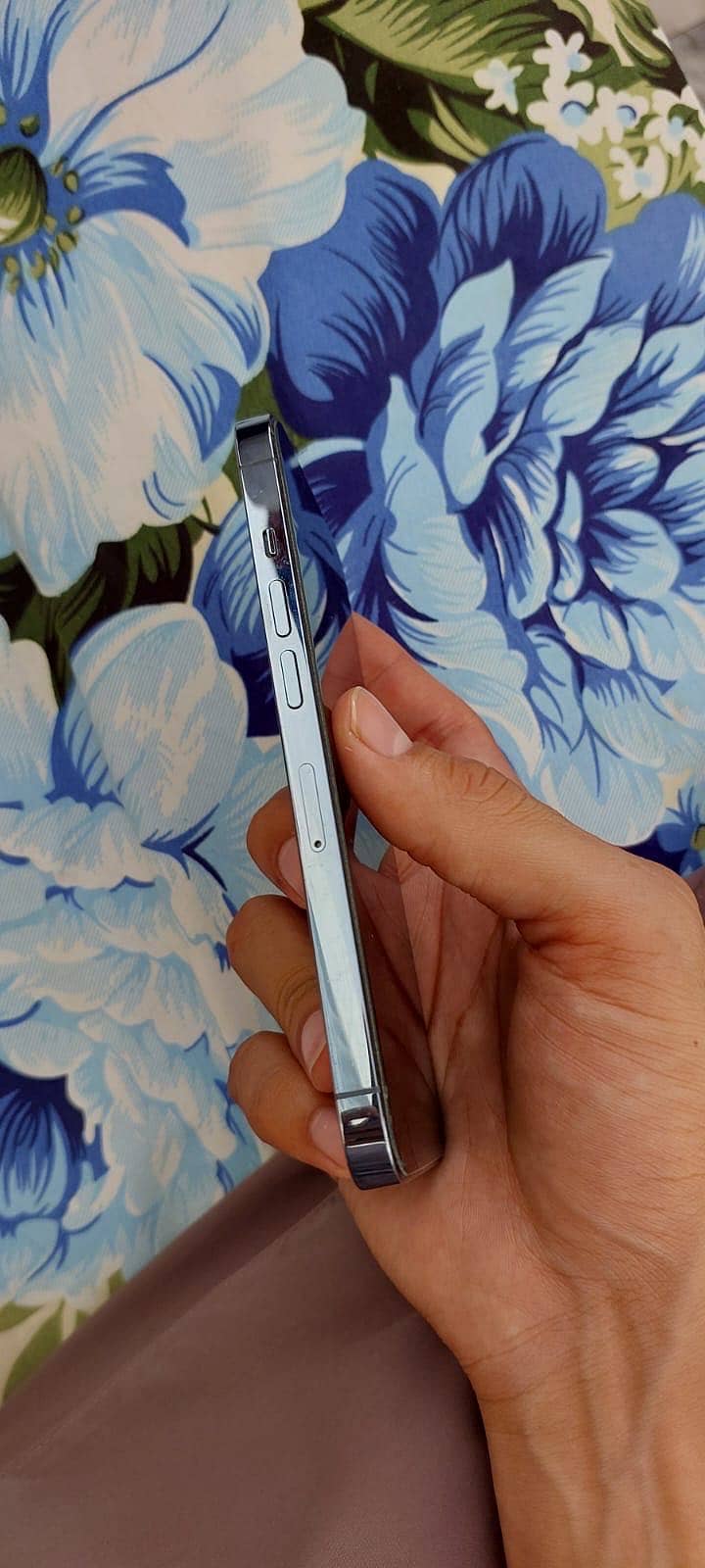 Apple iPhone 13 Pro 1