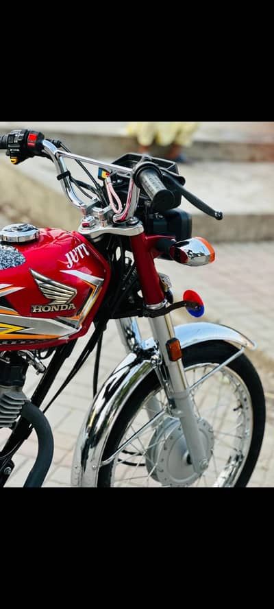 Honda 125 - 2025 modle in lush condition