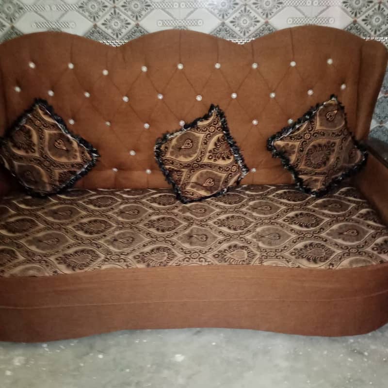 5 Seater Sofa Set 0