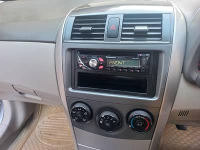Toyota Corolla GLI 2011