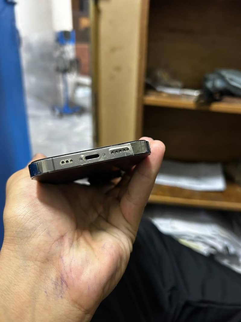 Apple iPhone 13 Pro 3
